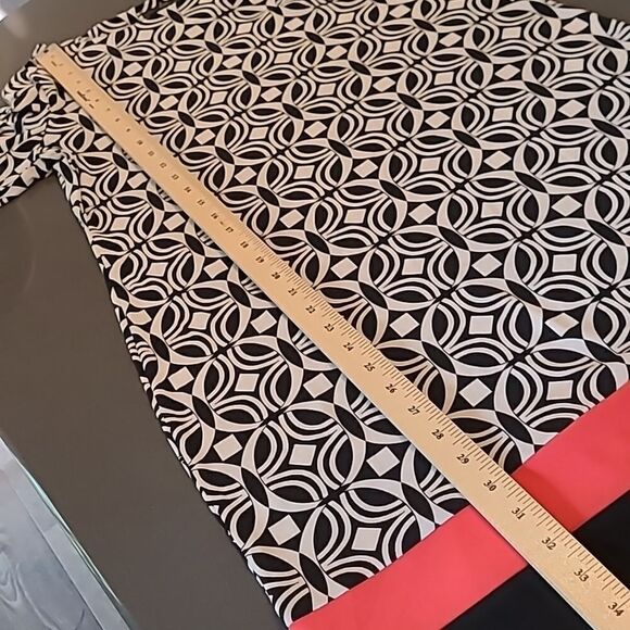 R&K sz M geometric print dress - Picture 6 of 9